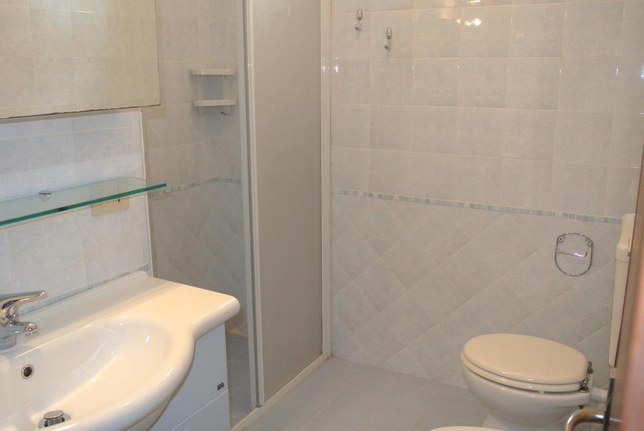 Condominio Villa Chiara Lignano Sabbiadoro Exterior foto